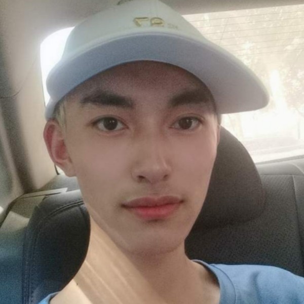 我想爱请给我机会的照片