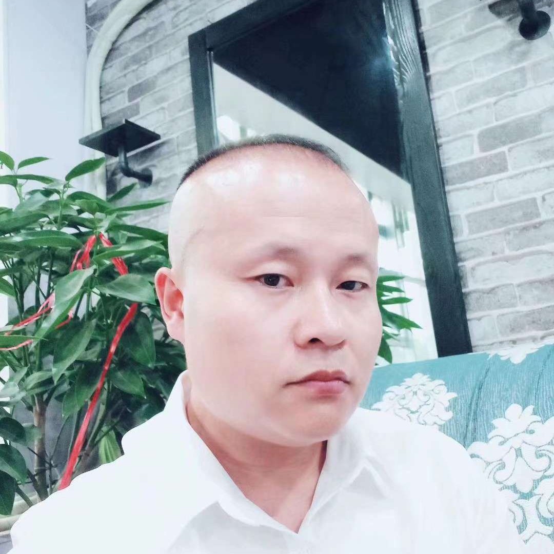 眼睛拿明媚的照片