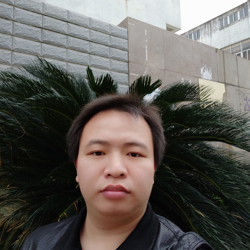 沉默黑裤的照片