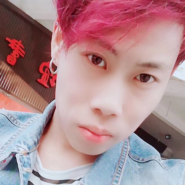 限量版 公子的照片