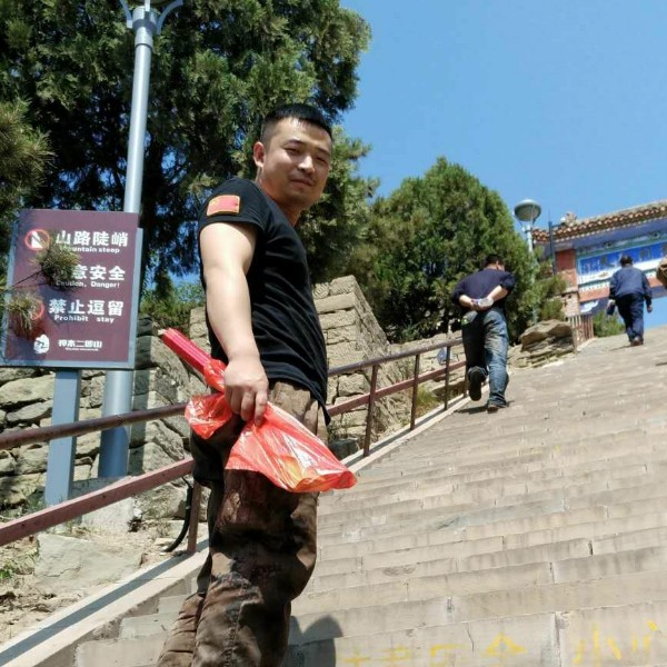 纯真黑米的照片