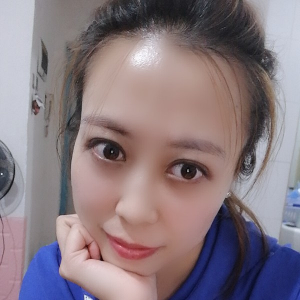 秋秋姐姐的照片