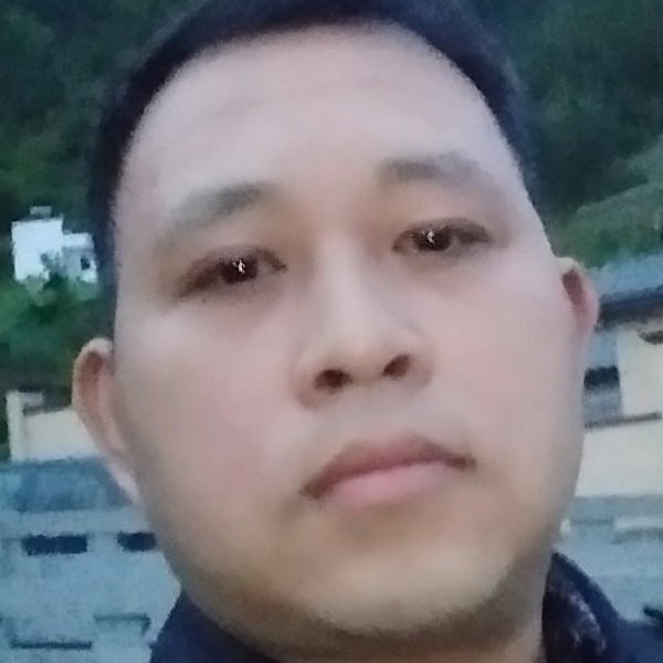 程世有缘的照片