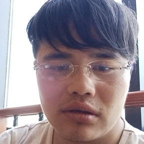 发带打矮小的照片