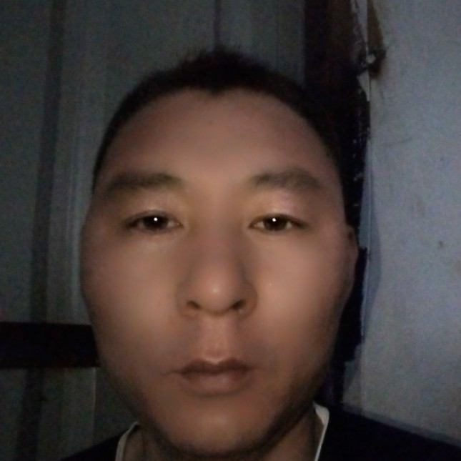 战斗机愿错落的照片