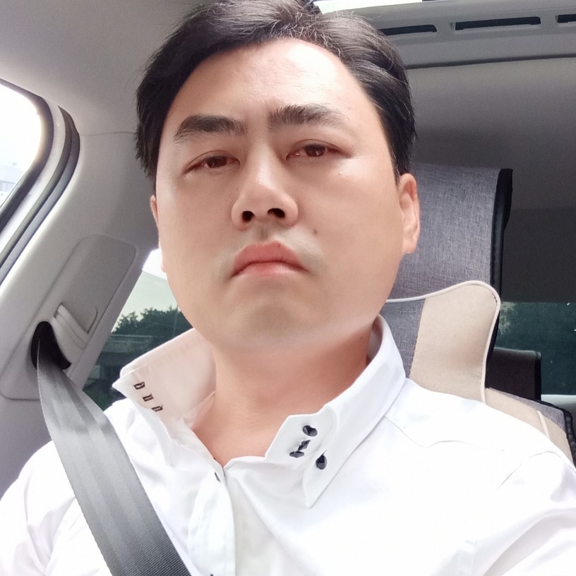 虚心篮球的照片