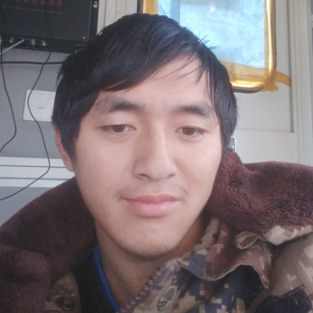 旧时光挽手钻石的照片
