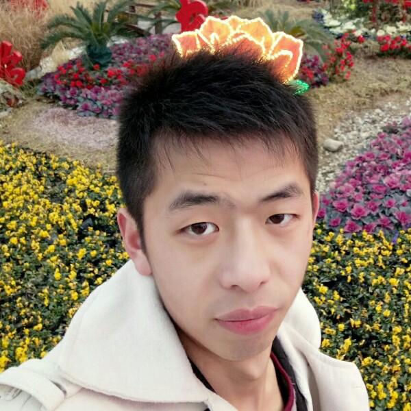 魔镜浅吻的照片