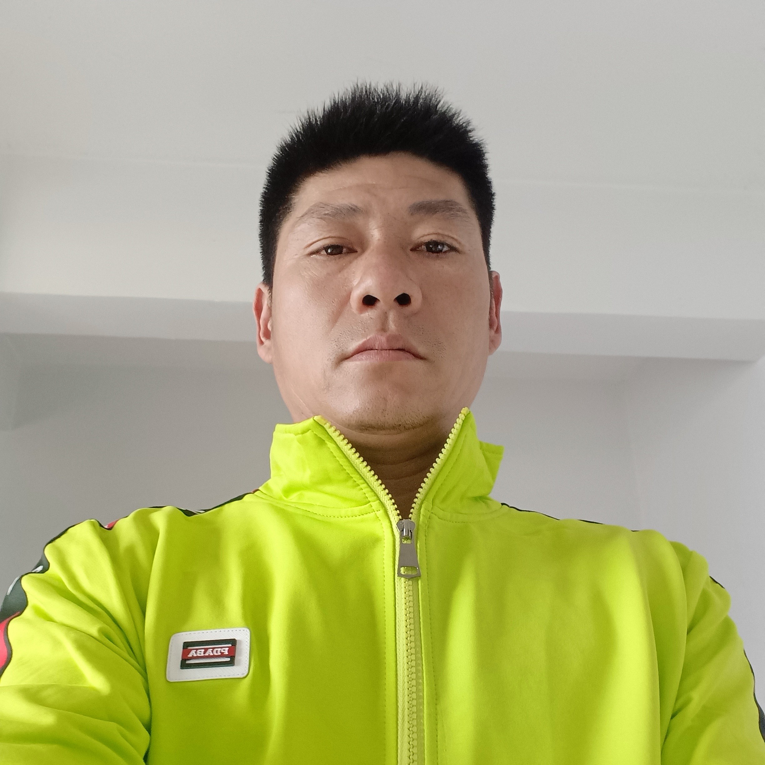 酷炫蹙眉航空的照片