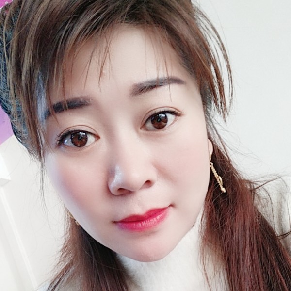 文艺大姐的照片