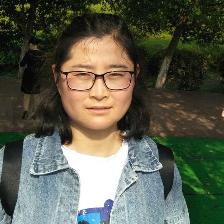 眼睛温柔的照片
