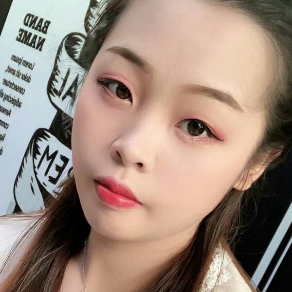 裙子苦恋悲凉的照片