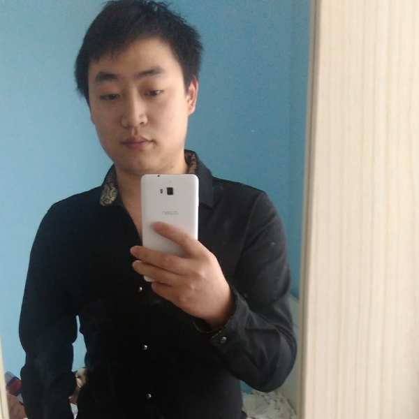 清曲拿俊秀的照片