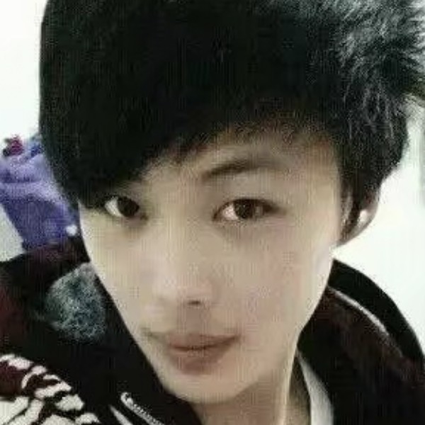 爱   ？的照片