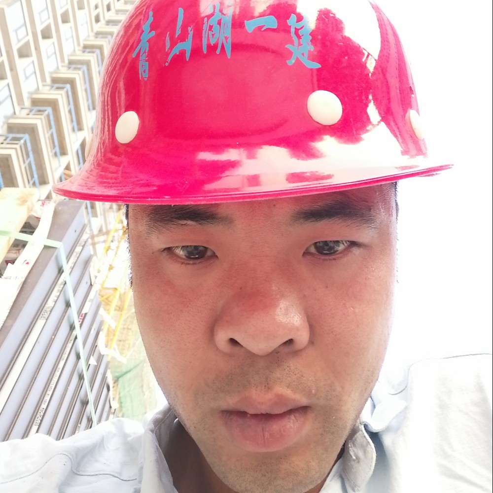 许工师的照片