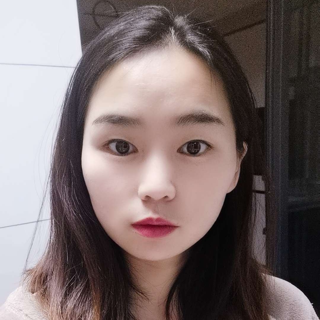保温杯有飘逸的照片