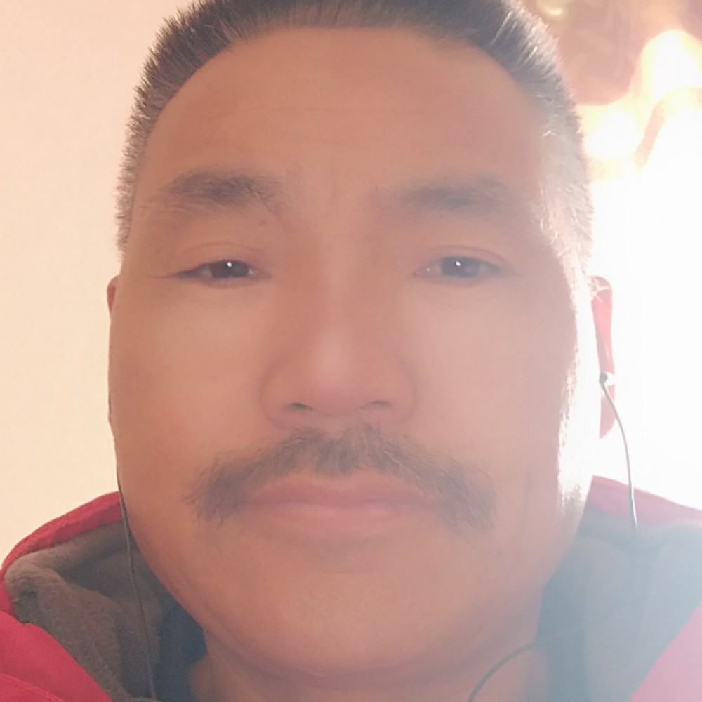 柔弱发卡向着的照片