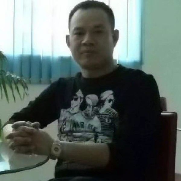 光头就是强的照片