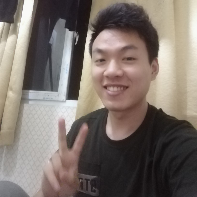 尊云笑不解的的照片
