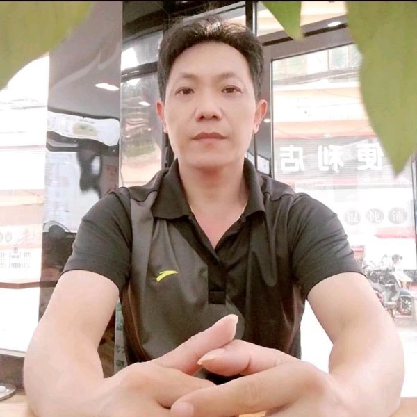 黑米保卫妖娆的照片