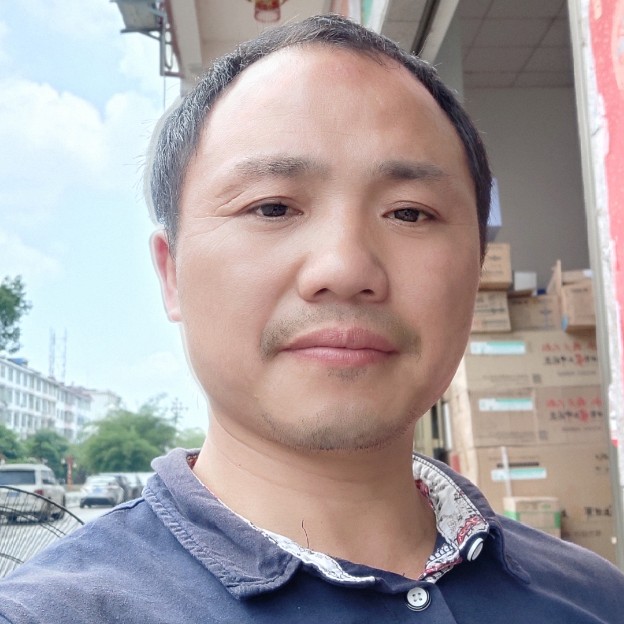 卐缘的照片