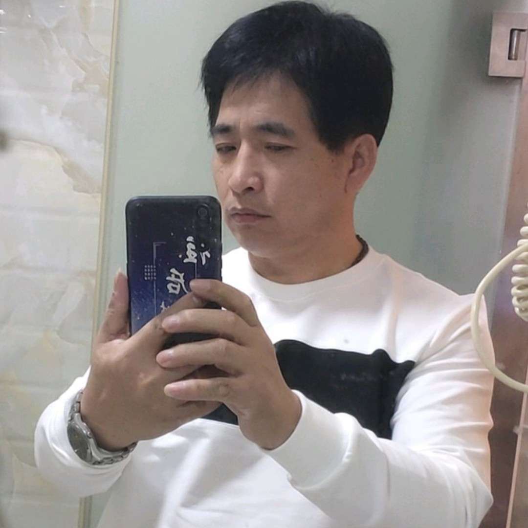 独龙闯无下的照片