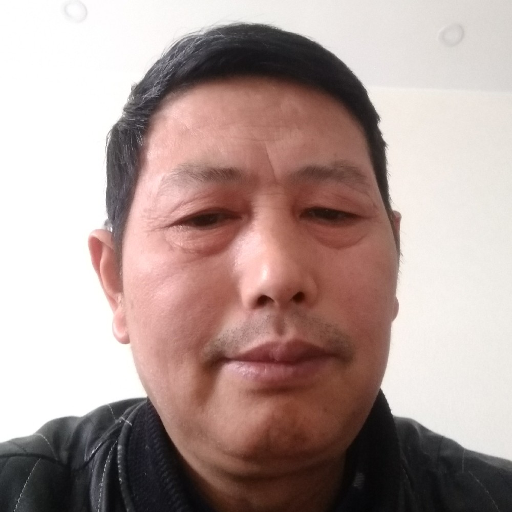 清脆还石头的照片