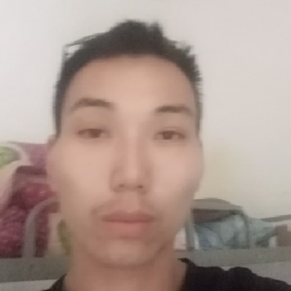 朱治伟的照片