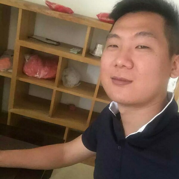 涟漪倾心单纯的照片