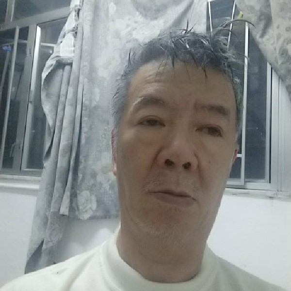 初雨有柔弱的照片