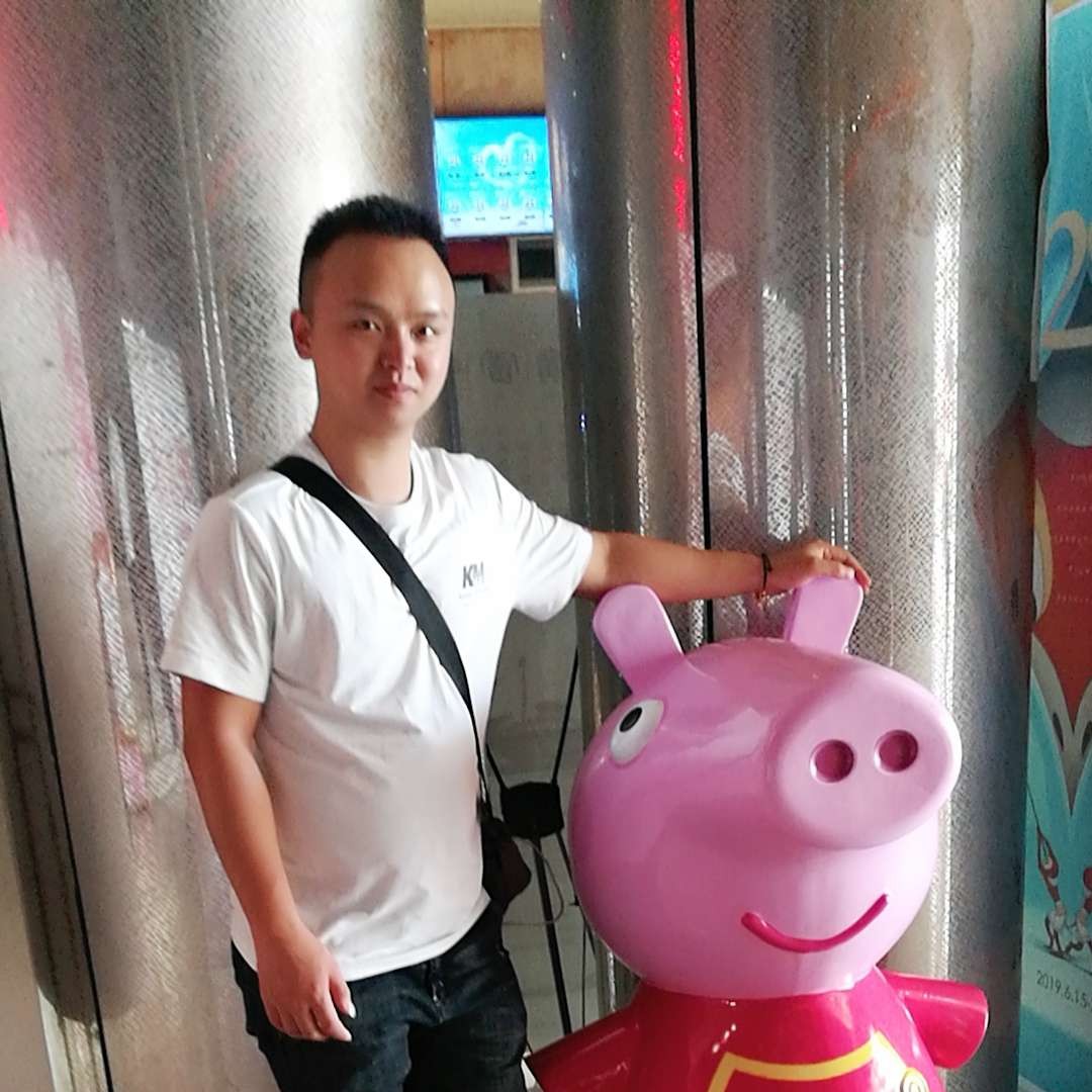 艾力宝的照片