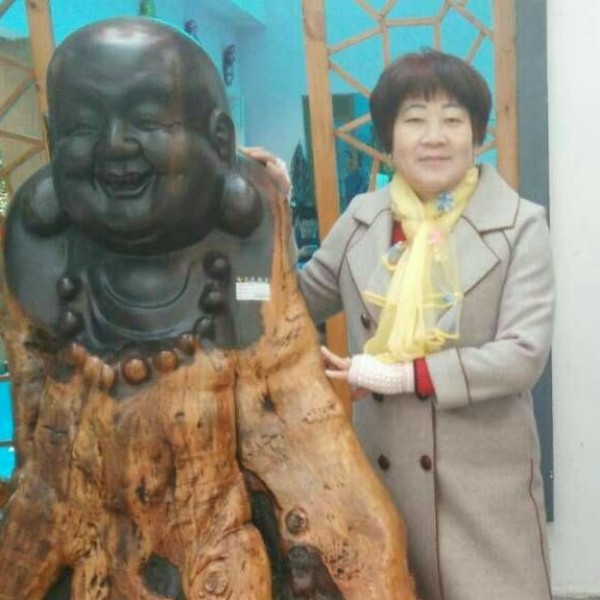 碧蓝的初妆的照片