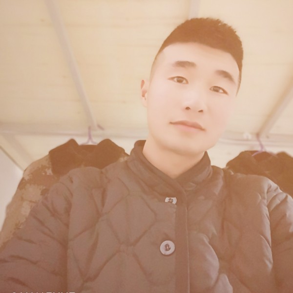 都有人的照片