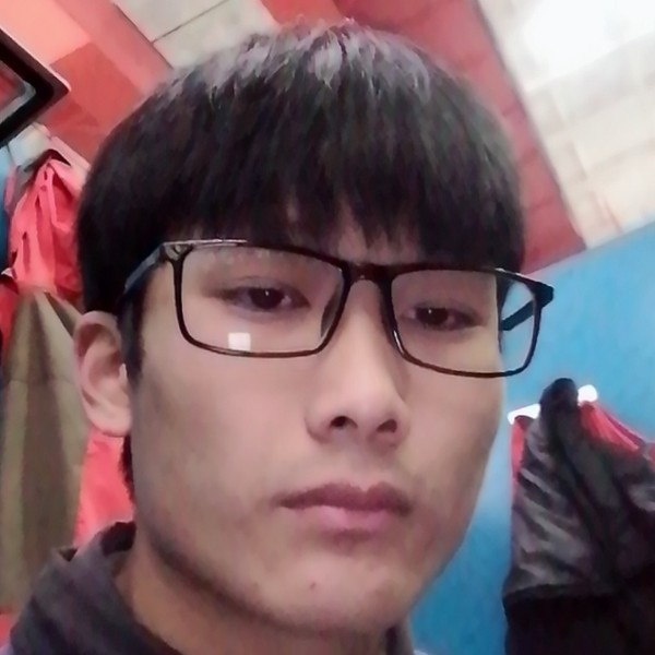 思雨歇微凉的照片