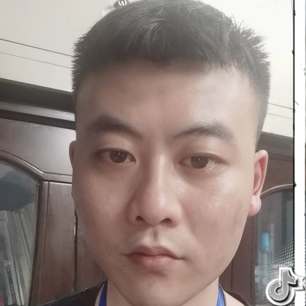 愿偏爱一人的照片