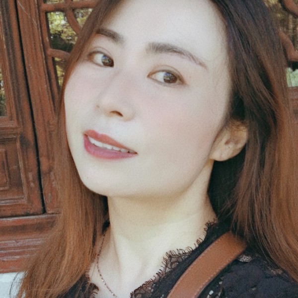 张莉苒的照片