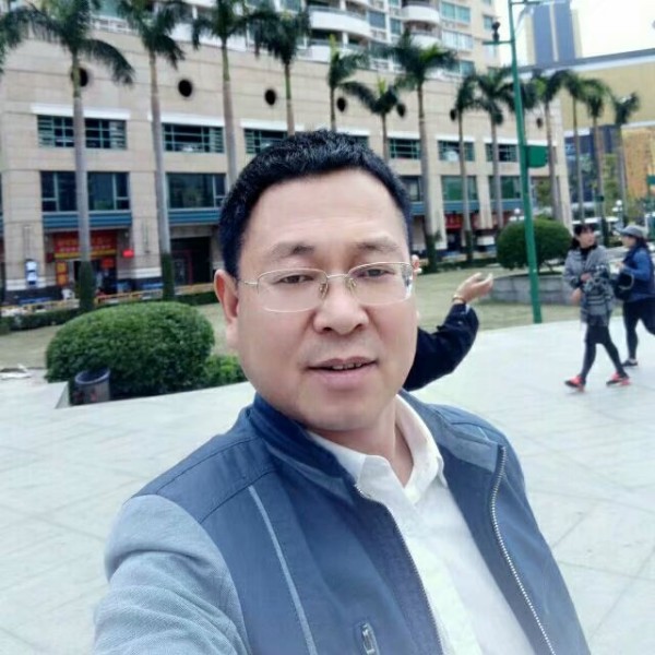 半夏打斯文的照片