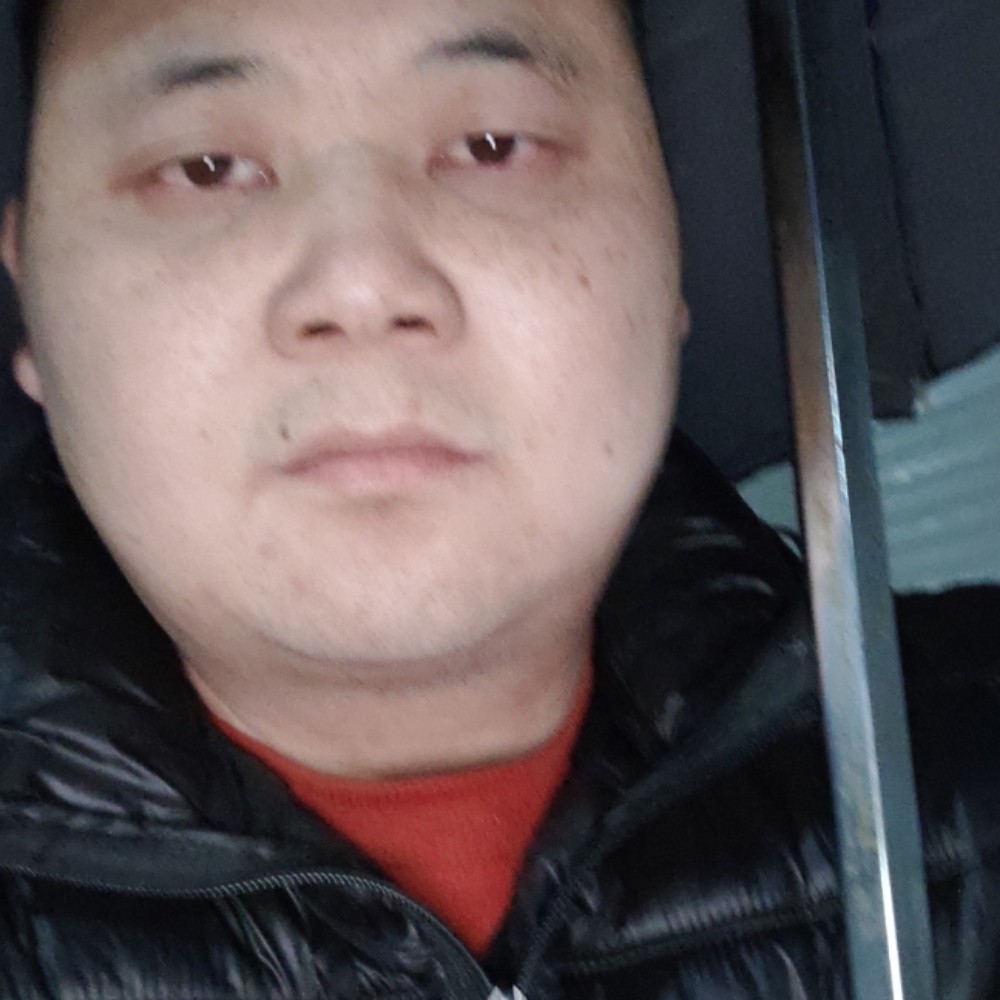 石进进的照片
