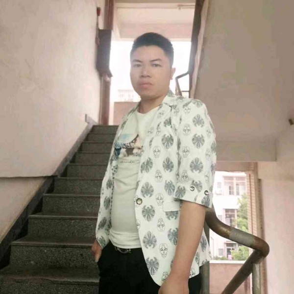 彭远芬的照片