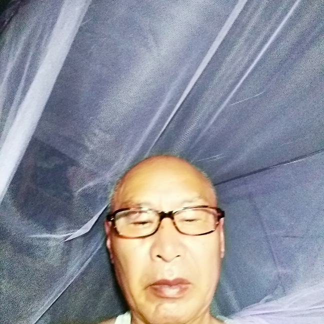 一牵手的照片