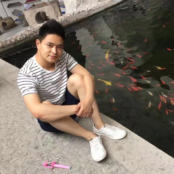 杨骐远的照片