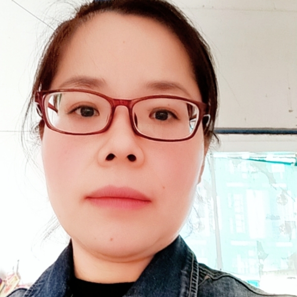 沉静的草莓的照片