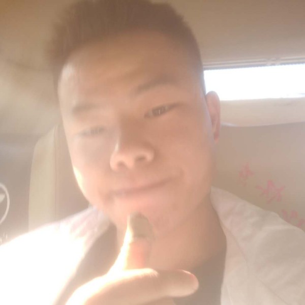柯南英俊的照片
