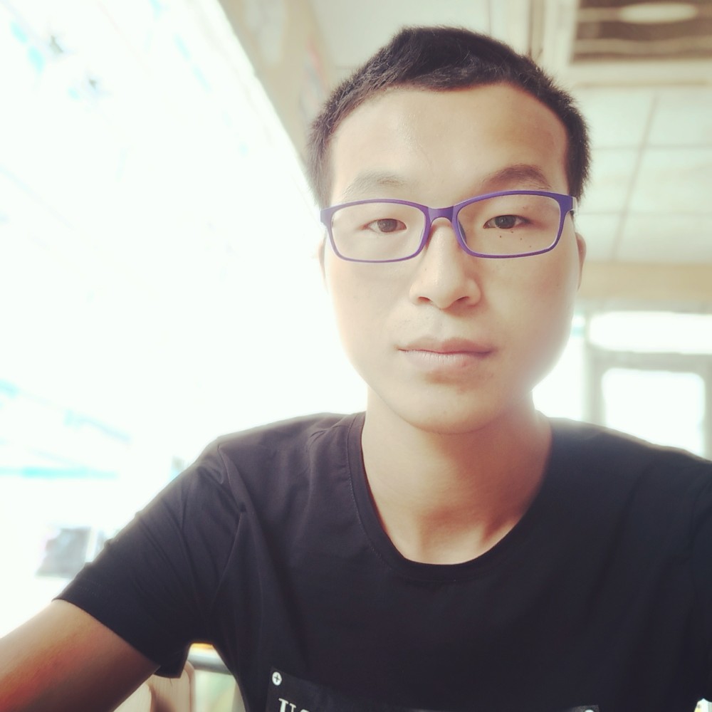 不解的衬衫的照片