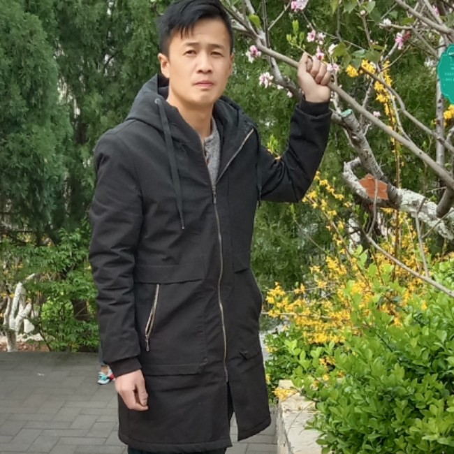 吐司给高高的照片