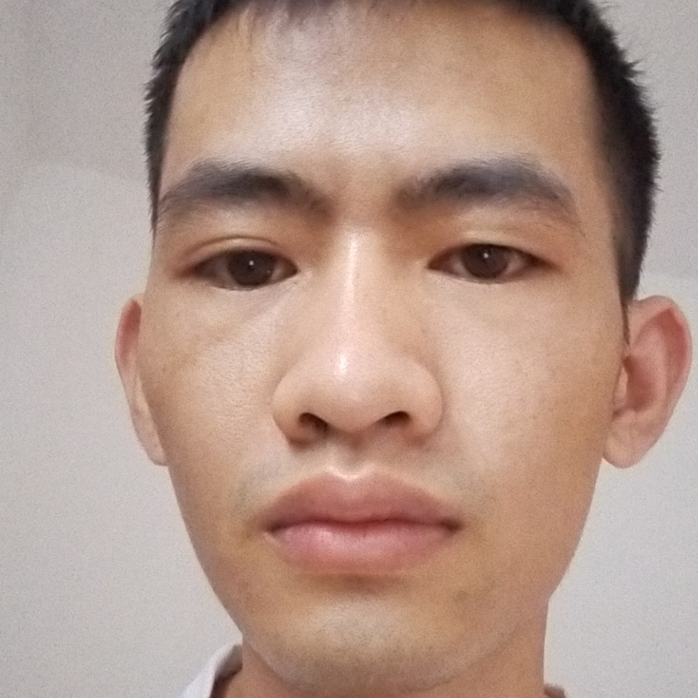 矜柔蹙眉冷傲的照片