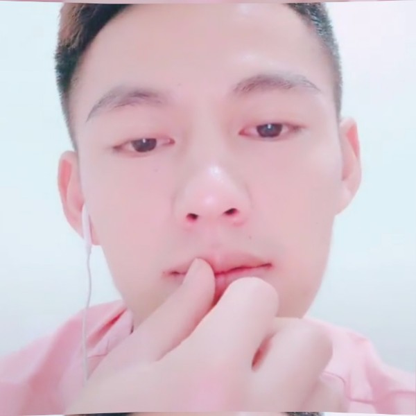 陌生的妳的照片