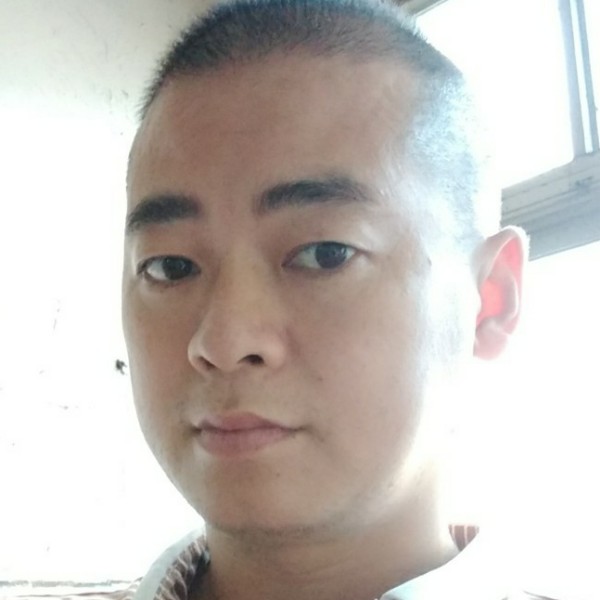 独孤久见的照片