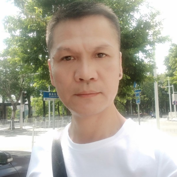 雄伟哥的照片