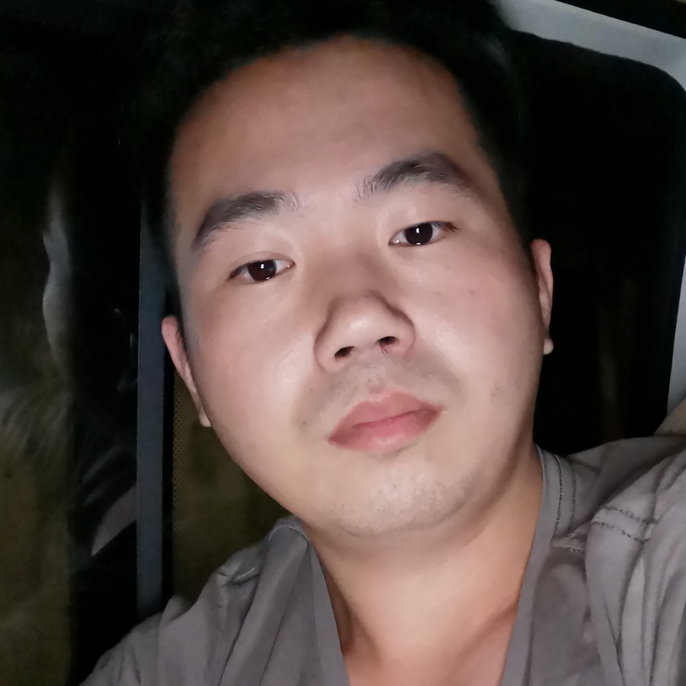 一个白羊的照片